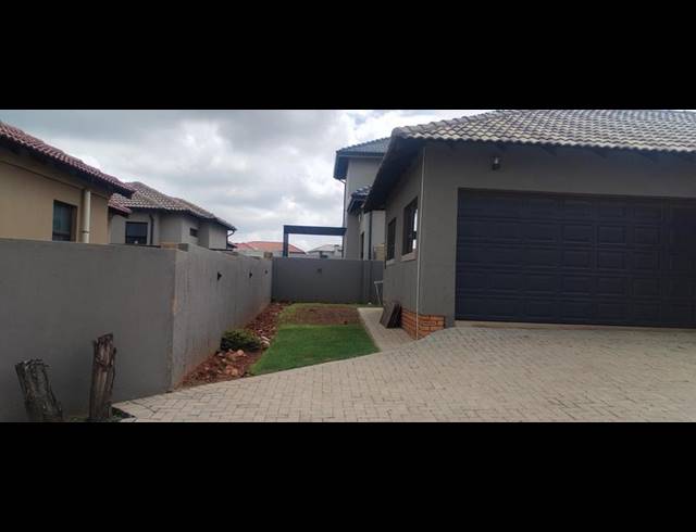 3 BEDROOM HOUSE FOR SALE IN WILDTUIN PARK